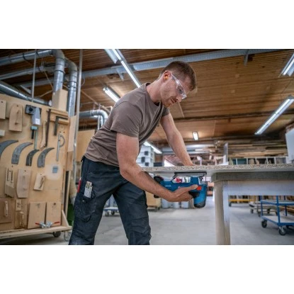 Bosch Professional Akku-Stichsäge GST 18 V-155 SC Solo – Bild 9