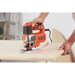 Black & Decker Black+Decker Elektronik-Pendelhub-Stichsäge BES610K 650W