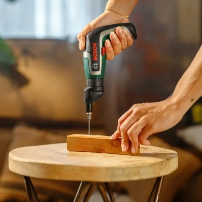 Bosch Akkuschrauber IXO 7 Set Inkl. Akku, Ladekabel, Box & Aufsätze – Bild 12